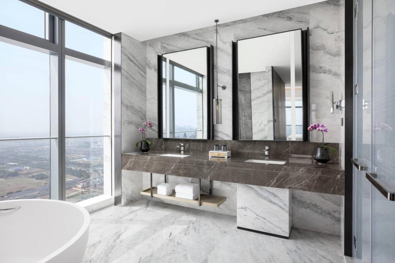 Zhangjiagang Marriott Hotel Екстер'єр фото