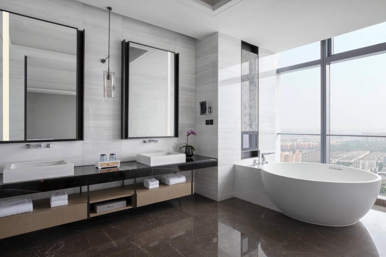 Zhangjiagang Marriott Hotel Екстер'єр фото